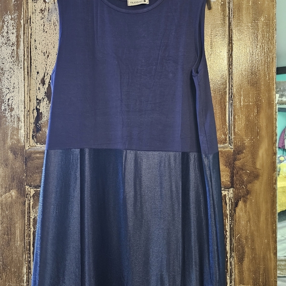 NEW Nuggles laying slip with lace - Picture 2 of 9